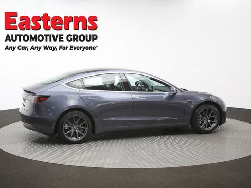 Used 2018 Tesla Model 3 Long Range RWD image 38