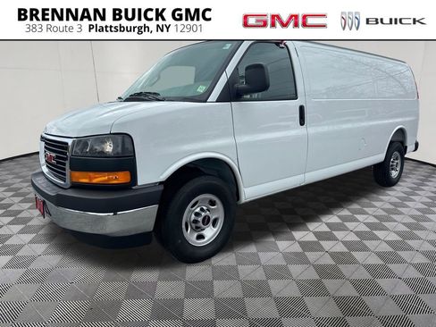 New 2026 GMC Savana 2500 Extended RWD image 1