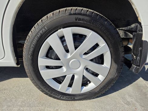 Used 2017 Nissan NV200 SV w/ Technology Package FWD image 43