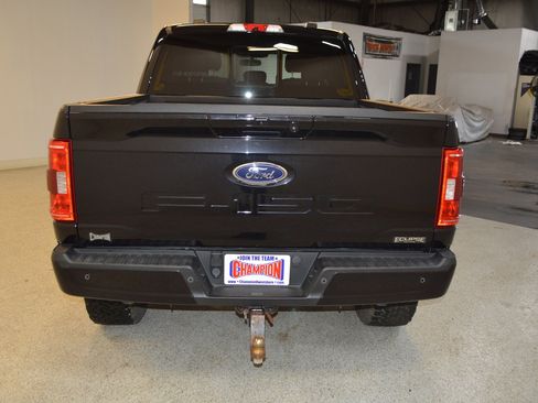 Used 2021 Ford F150 XLT w/ Equipment Group 302A High image 4