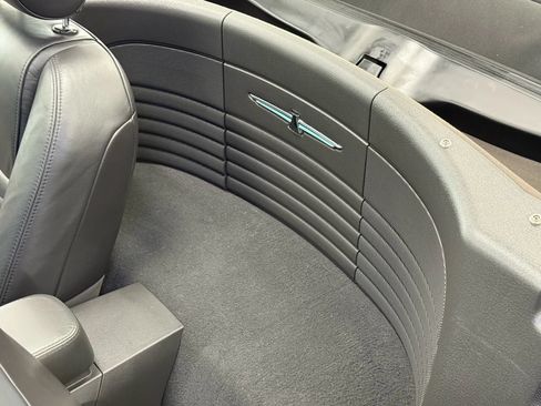 Used 2002 Ford Thunderbird RWD image 15