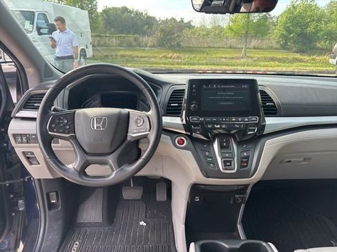 Used 2022 Honda Odyssey EX-L image 11