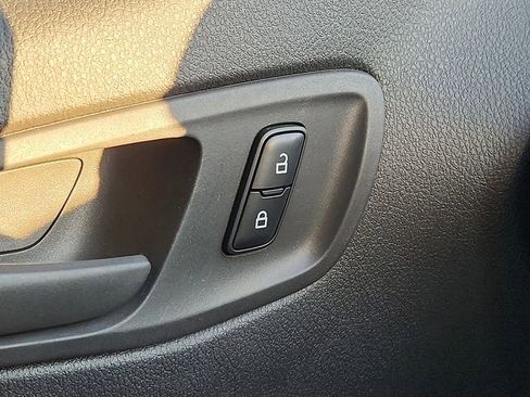 Used 2015 Ford Transit Connect XL FWD image 24