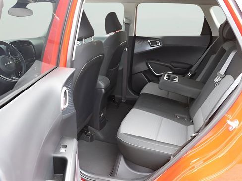 Certified 2024 Kia Soul EX image 11