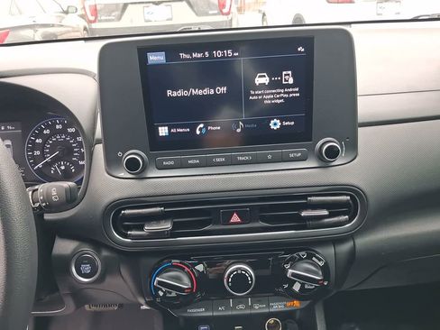 Used 2023 Hyundai Kona SEL image 20