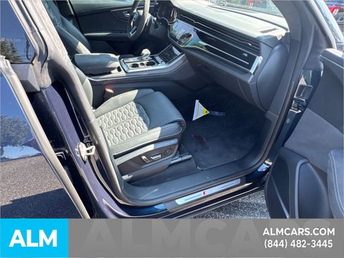 Used 2025 Audi RS Q8 performance image 16