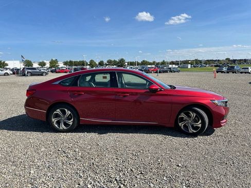Used 2019 Honda Accord EX image 12