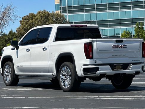 Used 2025 GMC Sierra 1500 Denali w/ Denali Reserve Package image 6