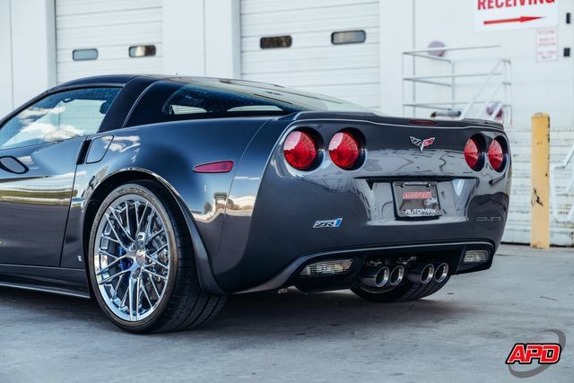 Used 2009 Chevrolet Corvette ZR1 w/ Preferred Equipment Group RWD image 56