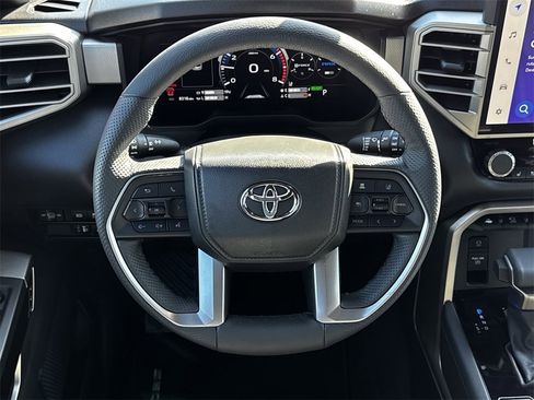 Used 2025 Toyota Sequoia Limited image 14