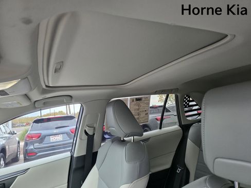 Used 2024 Toyota RAV4 XLE Premium image 12