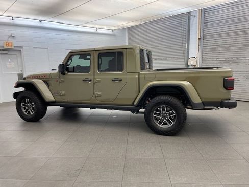 New 2026 Jeep Gladiator Mojave AWD/4WD image 5