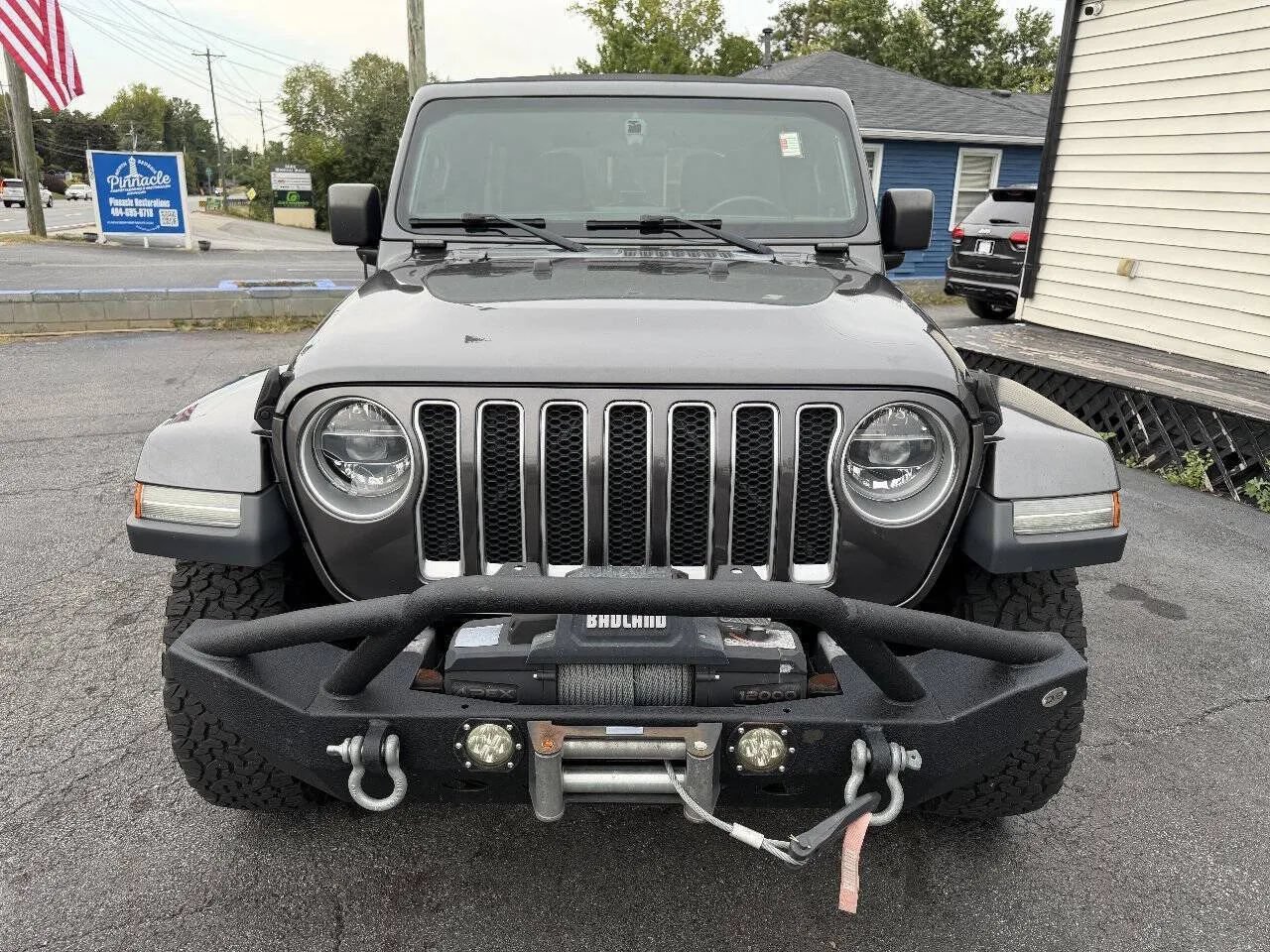 Used 2018 Jeep Wrangler Unlimited Sahara w/ Cold Weather Group AWD/4WD image 2