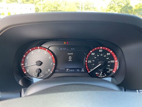 New 2026 Nissan Frontier PRO-4X w/ Pro-4x Convenience Package AWD/4WD image 7