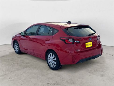 Used 2024 Subaru Impreza 2.0i image 3