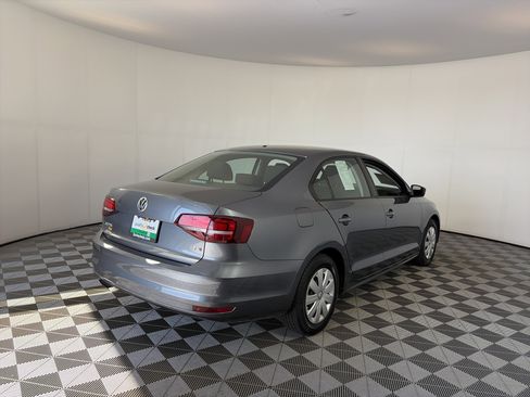 Used 2016 Volkswagen Jetta S FWD image 10