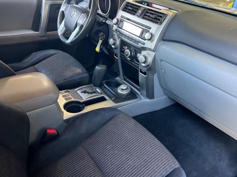 Used 2013 Toyota 4Runner SR5 AWD/4WD image 16