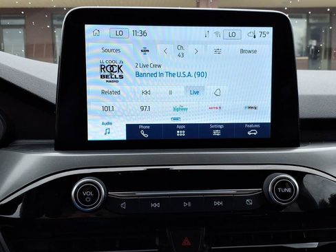 Certified 2023 Ford Escape Active AWD/4WD image 15