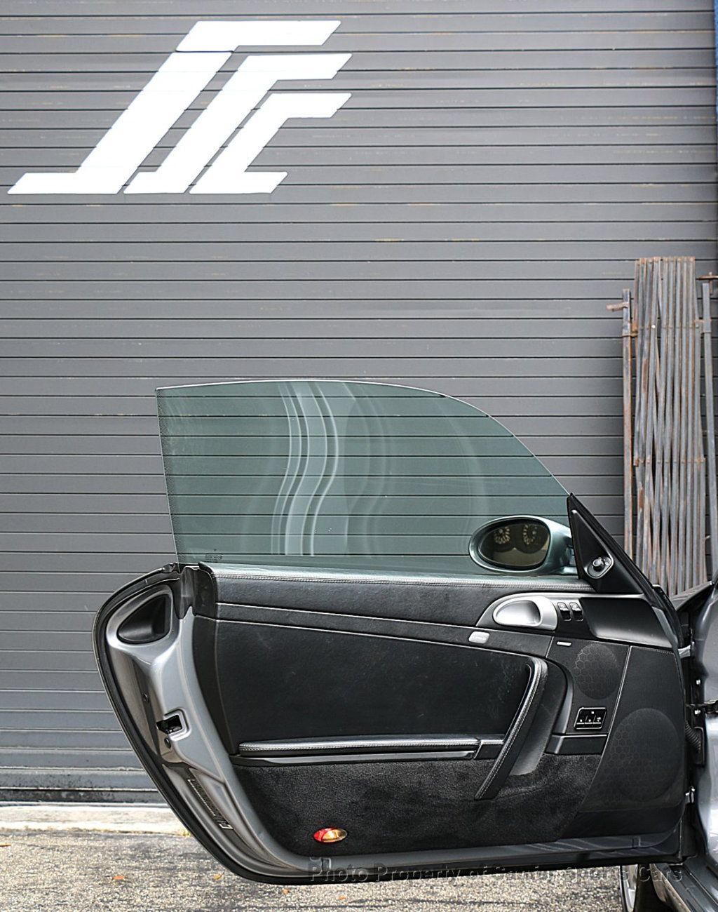 Used 2005 Porsche 911 Carrera S RWD image 19