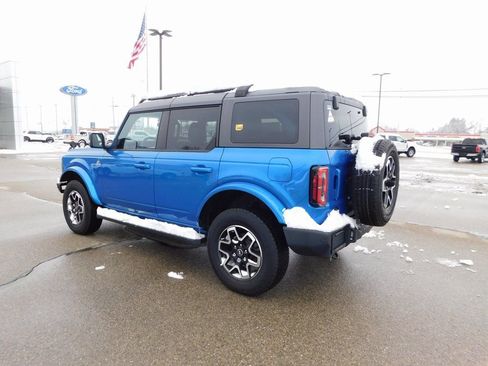 New 2024 Ford Bronco Outer Banks image 5