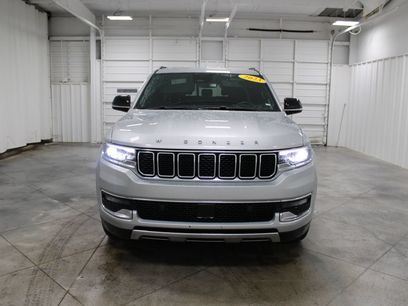 Used 2023 Jeep Wagoneer L Series III w/ Preferred Equipment Group