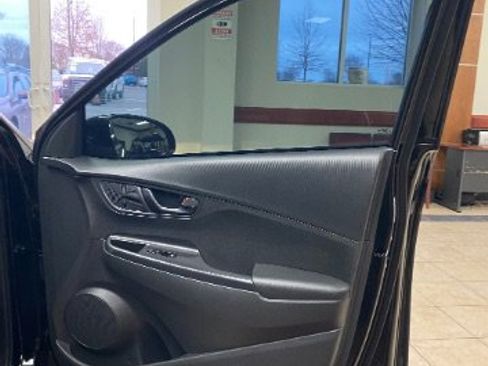 Used 2022 Hyundai Kona N Line image 14