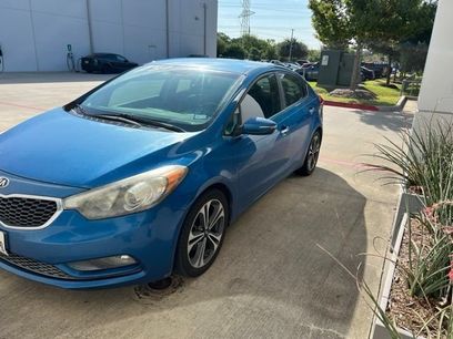 Used 2015 Kia Forte EX w/ UVO Package W/17" Alloys