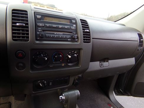 Used 2006 Nissan Frontier NISMO w/ (N01) Utility Bed Pkg image 39