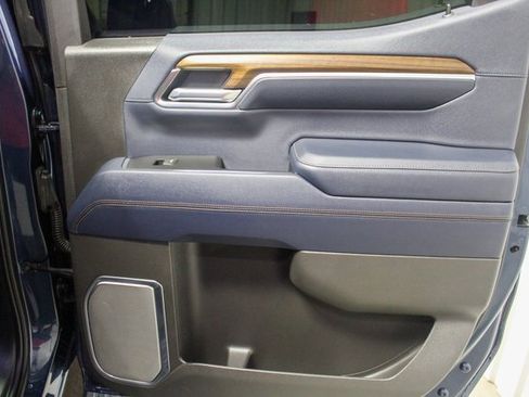 Used 2022 Chevrolet Silverado 1500 High Country w/ Max Trailering Package image 16