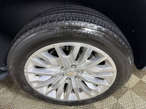 Used 2024 Chevrolet Tahoe Premier image 20