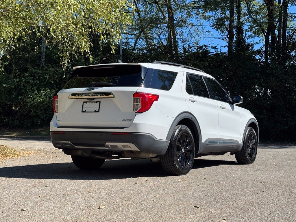 Used 2021 Ford Explorer XLT w/ Equipment Group 202A AWD/4WD image 5