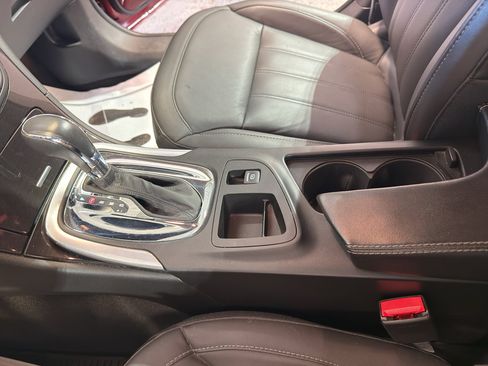 Used 2016 Buick Regal Premium FWD image 18