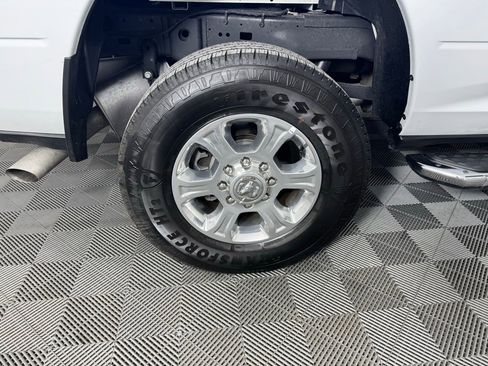 Used 2025 RAM 2500 Big Horn AWD/4WD image 47
