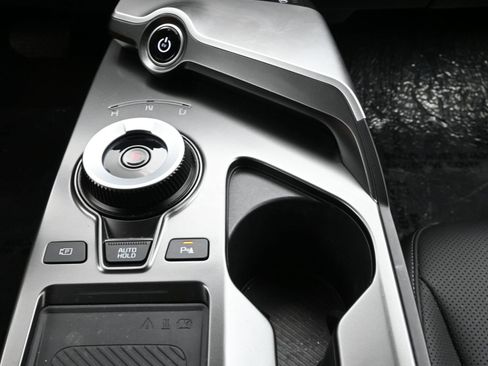 Used 2024 Kia EV6 Wind w/ Wind Technology Package image 21