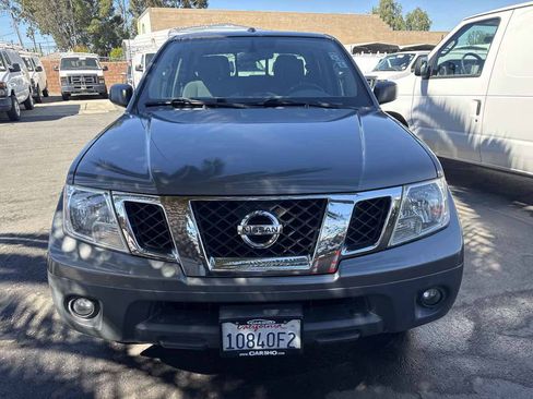 Used 2017 Nissan Frontier SV w/ SV Value Truck Package image 2