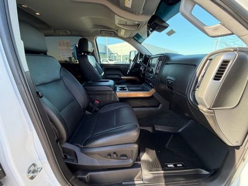 Used 2018 Chevrolet Silverado 1500 LTZ w/ LTZ Plus Package image 24