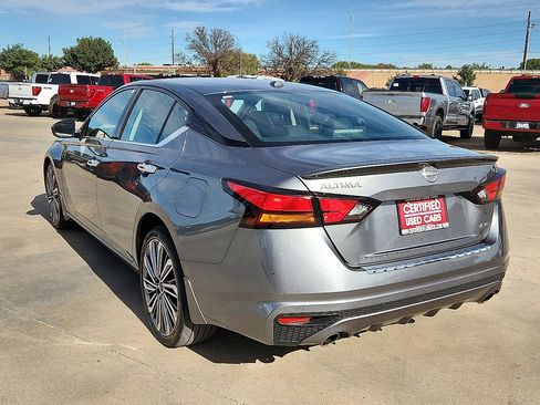 Used 2023 Nissan Altima 2.5 SL image 2