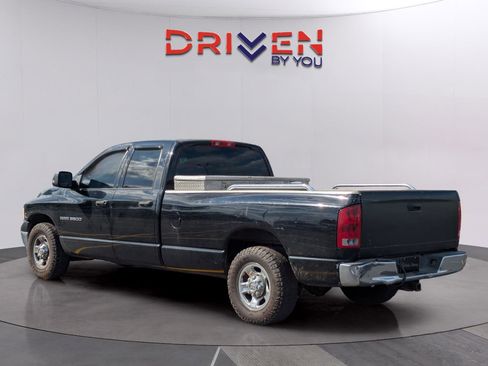 Used 2004 Dodge Ram 3500 Truck ST w/ Trailer Tow Group image 3