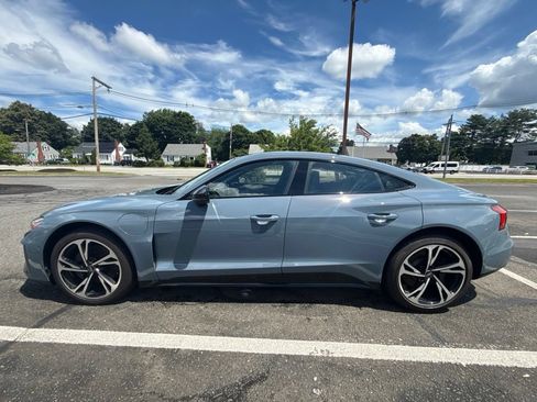 Used 2022 Audi e-tron GT Prestige AWD/4WD image 8