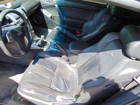 Used 2004 INFINITI G35 Coupe w/ Premium Pkg RWD image 13