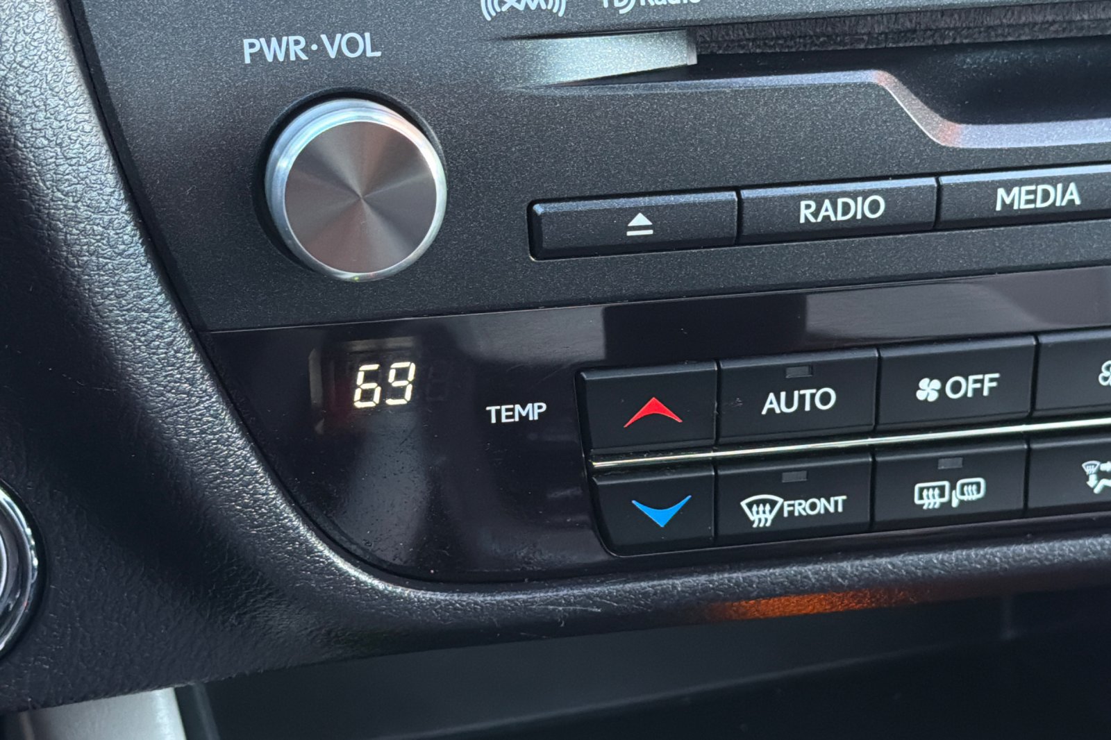 Used 2019 Lexus RX 350 AWD w/ Navigation Package image 28