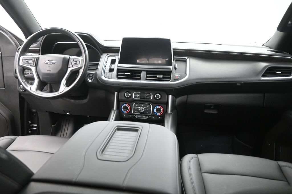 Used 2022 Chevrolet Tahoe Z71 w/ Luxury Package AWD/4WD image 12