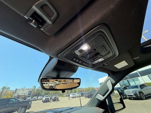 Used 2024 GMC Sierra 3500 AT4 w/ AT4 Premium Plus Package AWD/4WD image 18