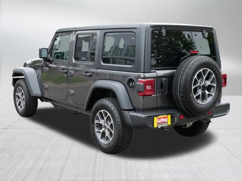 Used 2025 Jeep Wrangler Unlimited Sport AWD/4WD image 5