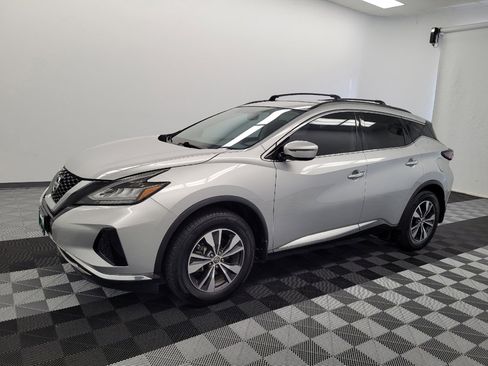 Used 2019 Nissan Murano SV FWD image 2
