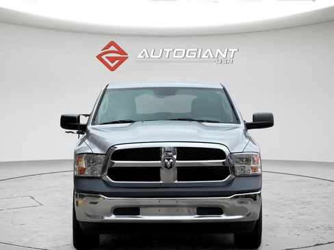 Used 2017 RAM 1500 ST w/ SXT Appearance Group image 4