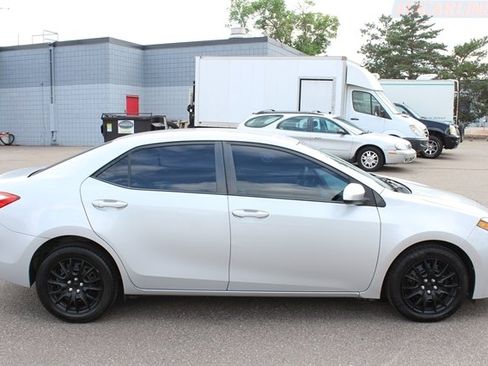 Used 2014 Toyota Corolla LE FWD image 38
