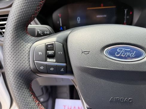 Used 2023 Ford Escape ST-Line AWD/4WD image 19