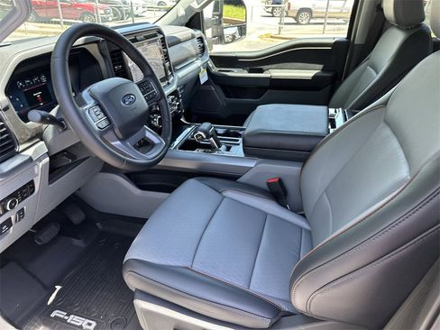 New 2025 Ford F150 Lariat w/ Equipment Group 502A High image 17