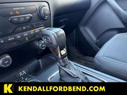 Used 2019 Ford Ranger XLT w/ Equipment Group 302A Luxury AWD/4WD image 18